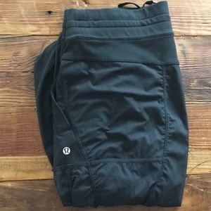 Lululemon dance studio pant 10